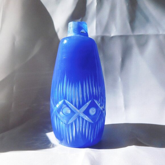 Blue Cut to Clear Bottle # 6029 - Picture 1 of 2
